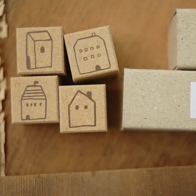 「house」お気に入りの散歩風景をスタンプにして、日々の暮らしの記念に。