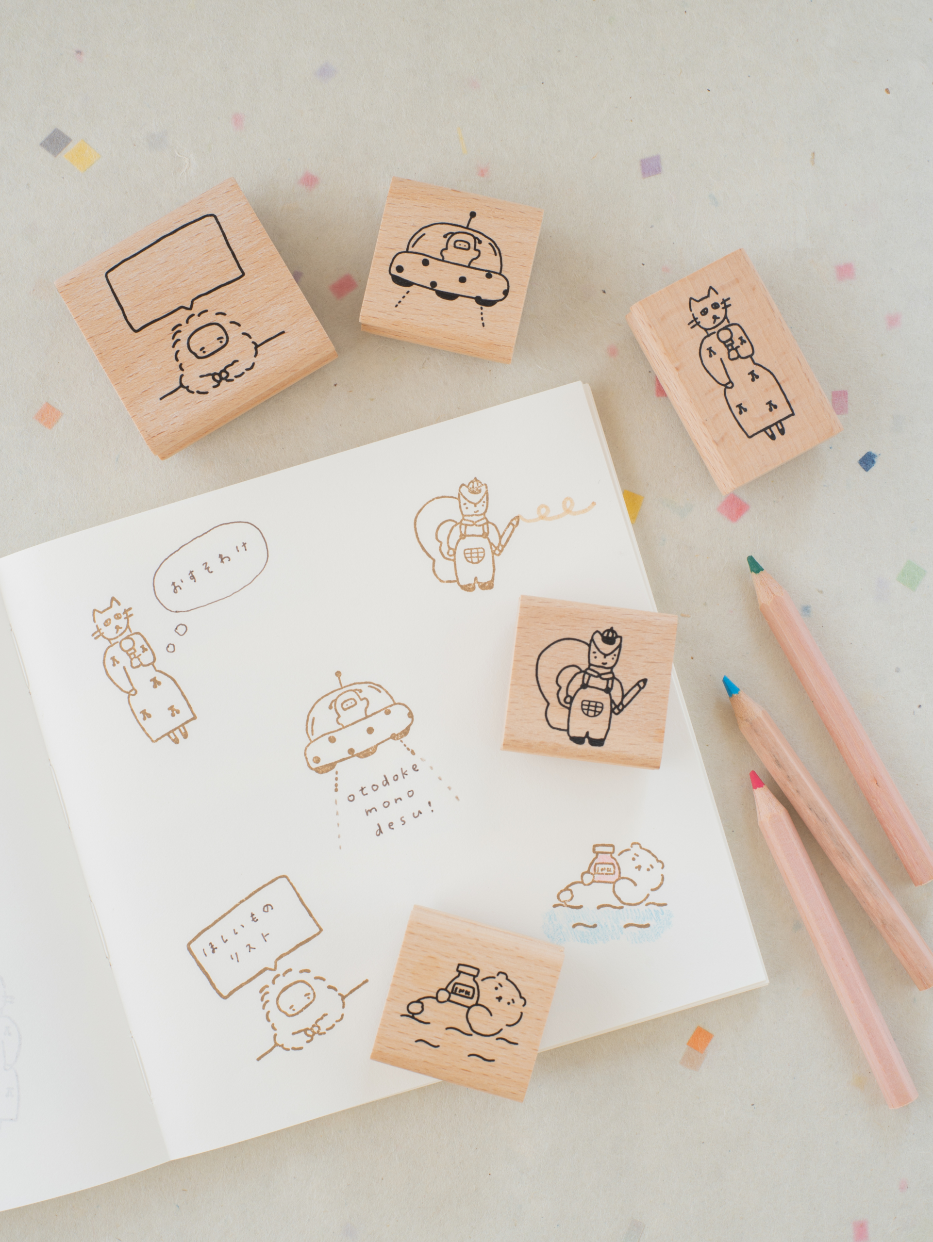 新作スタンプ／手帳デコ好きのikhanko（イクハンコ）さんが手がけるスタンプは、物語性のある絵柄ばかり。文字を書き足したり、色塗りでアレンジ！