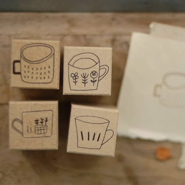 「cups」毎日一杯飲みましょう！