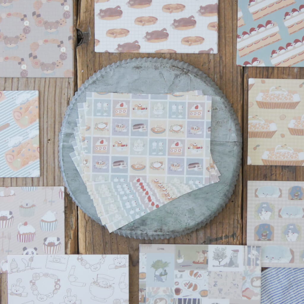 「たっぷり100枚のマルチペーパー」10柄×10枚入っています。新作のイラスト多めです。
