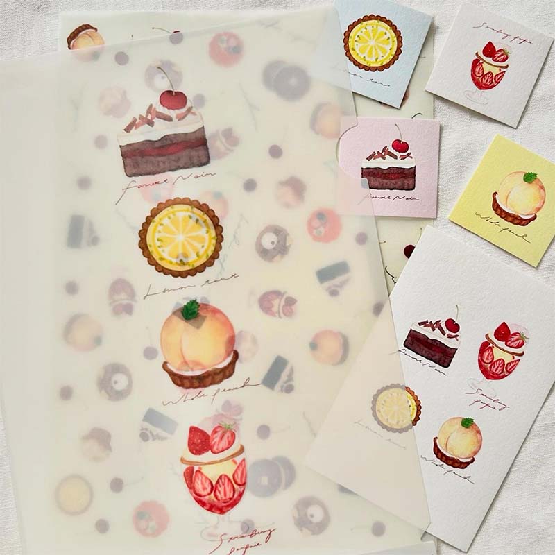 「ハチカフェコラボグッズ」札幌の人気ケーキ屋さん“ハチカフェ”のケーキを描きました。