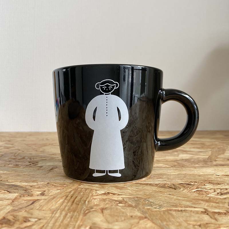 「マグカップ」たくさん入ります。ぽってりした持ち手がかわいい！