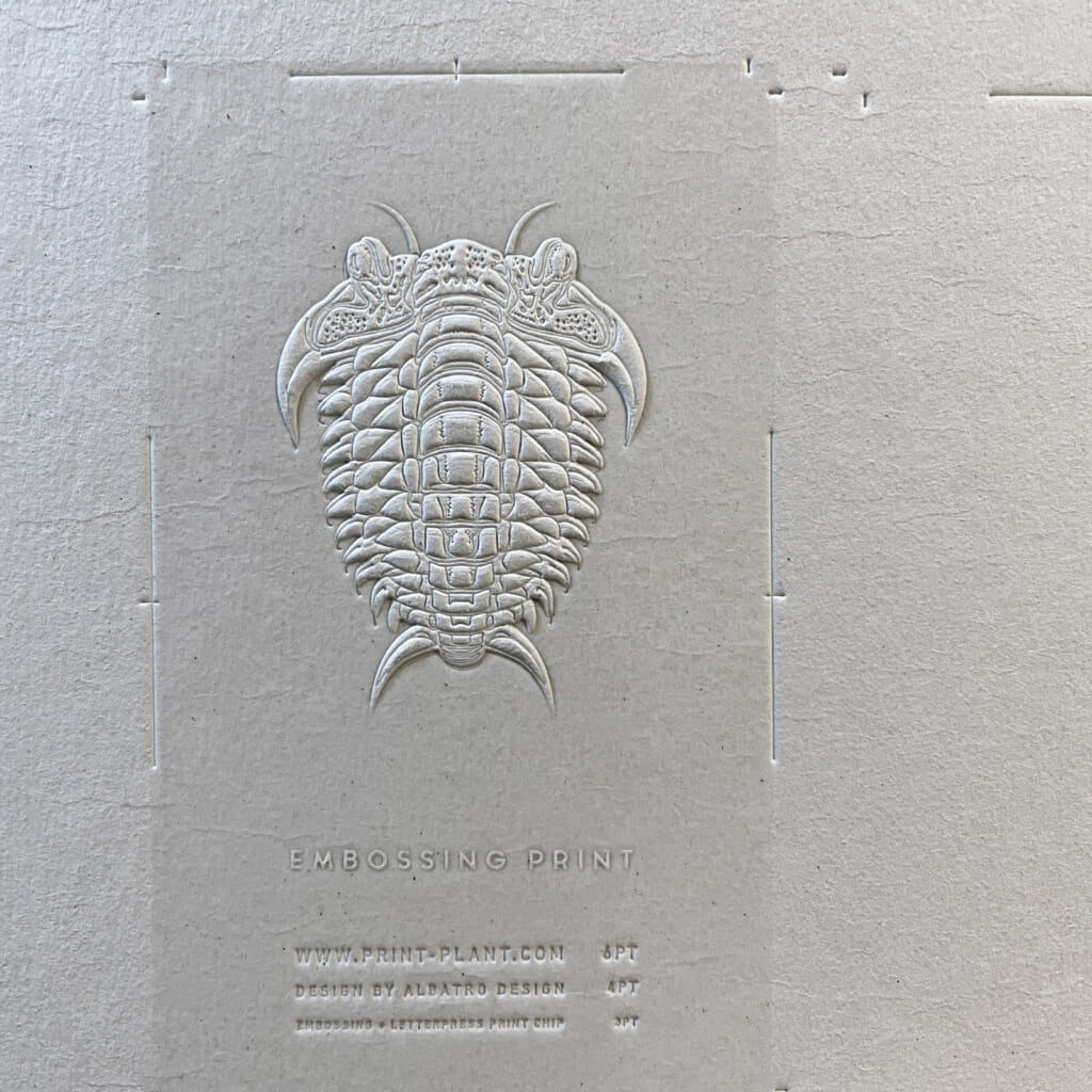 「ALCard – Natural History」 活版印刷カードが出てくる自販機です。