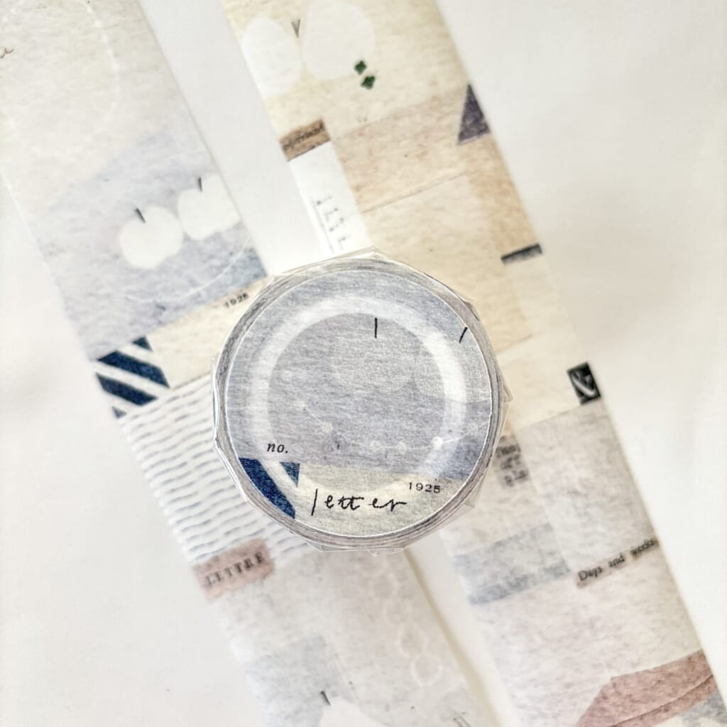「Letter」 This is a great thing to use as a base for collages, and it looks beautiful no matter which part it is.