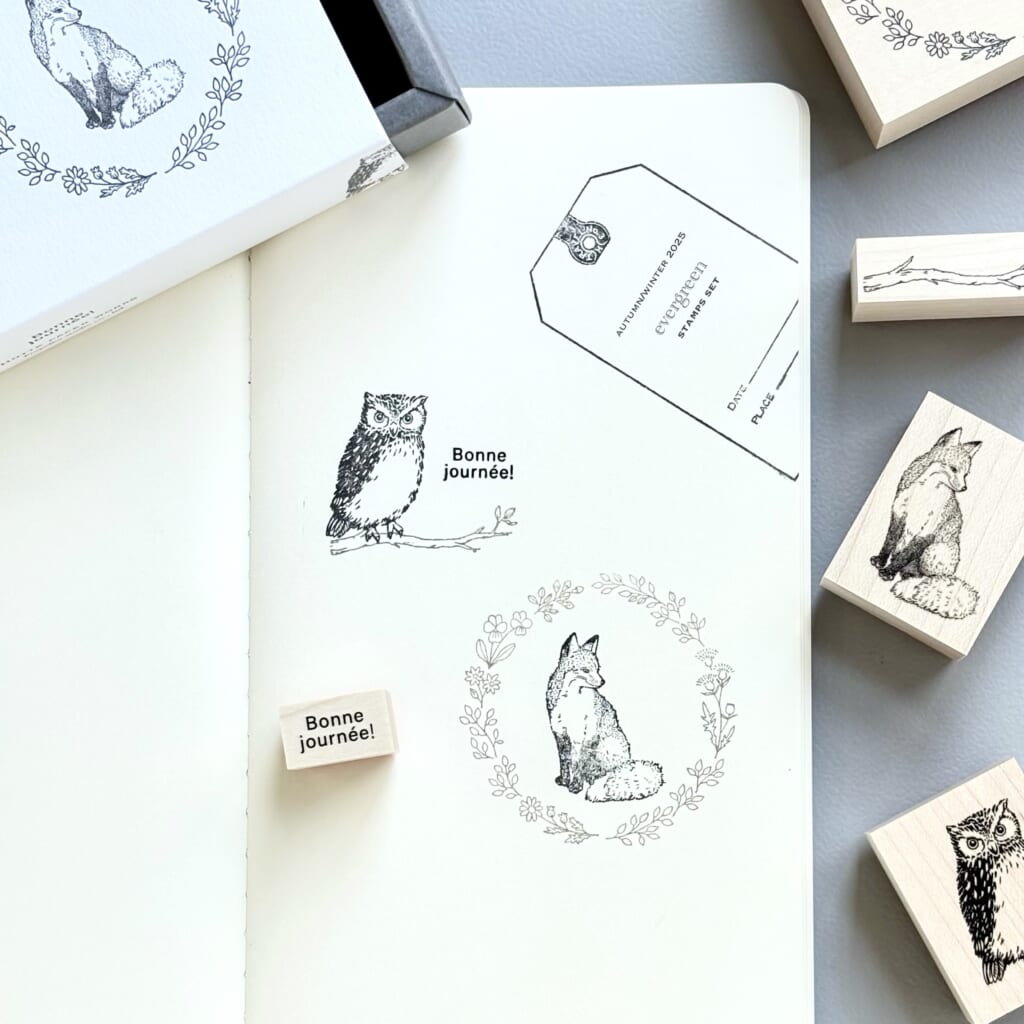 キツネやキツネやコノハヅクの新作スタンプセットで秋のコラージュをお楽しみください！