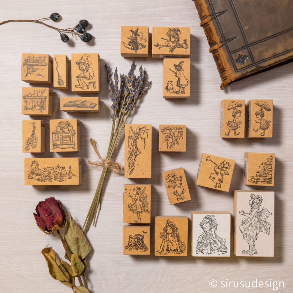 妖精や魔女の世界を想像していただけるはんこです。