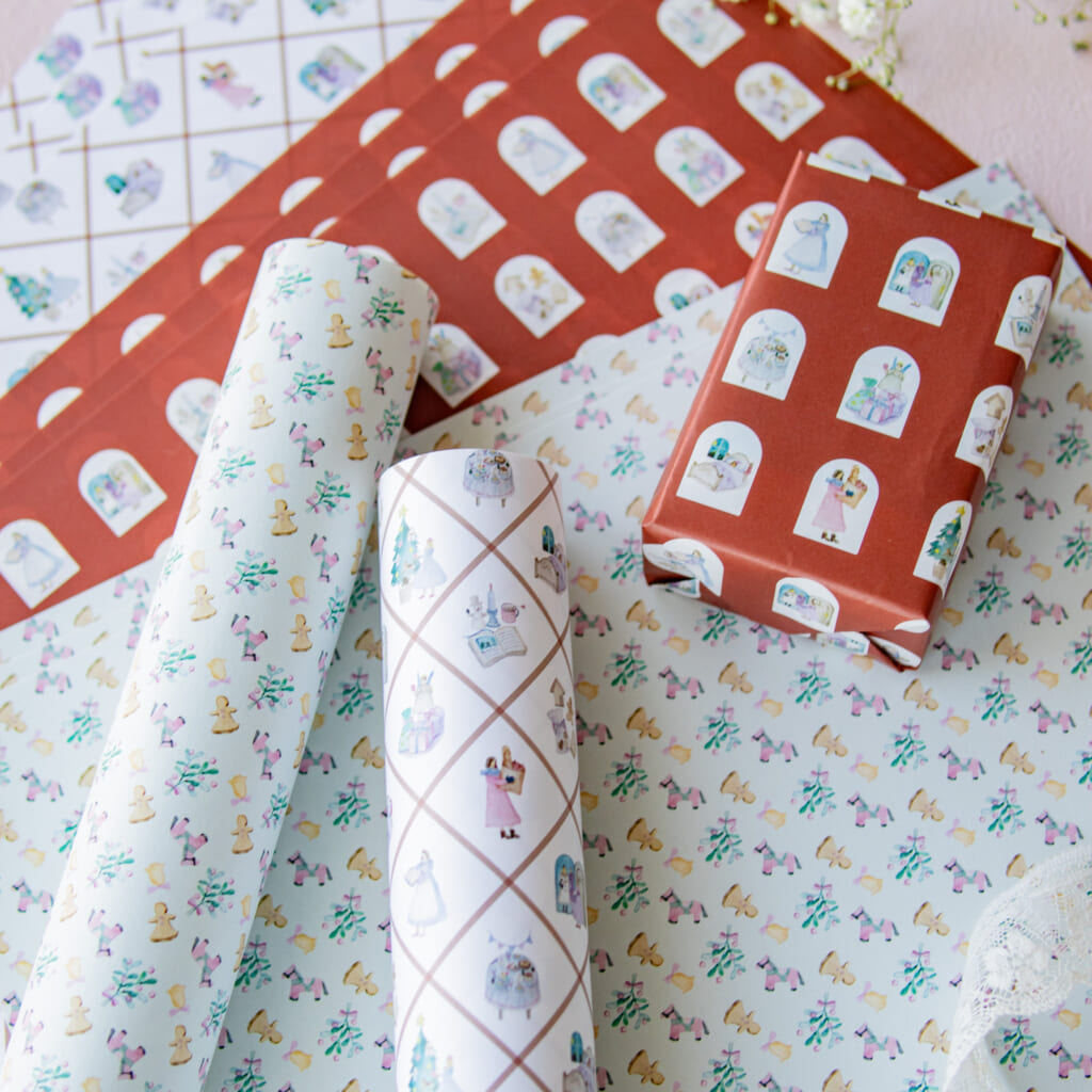 クリスマスの包装紙。３種類入りです。