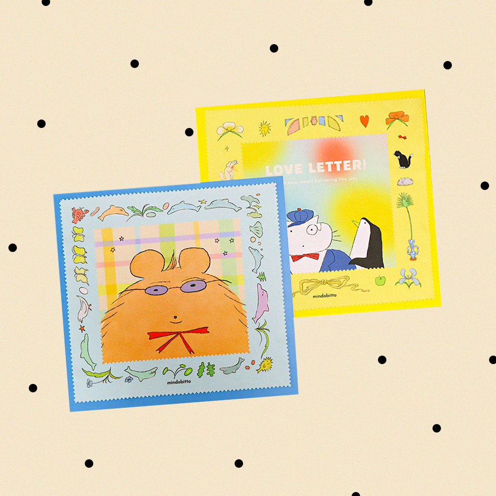 「メガネ拭き」パンをおいしく焼いてくれそうなクマと素敵なお知らせを届けてくれそうな郵便屋さんのネコが描かれたメガネ拭きです。