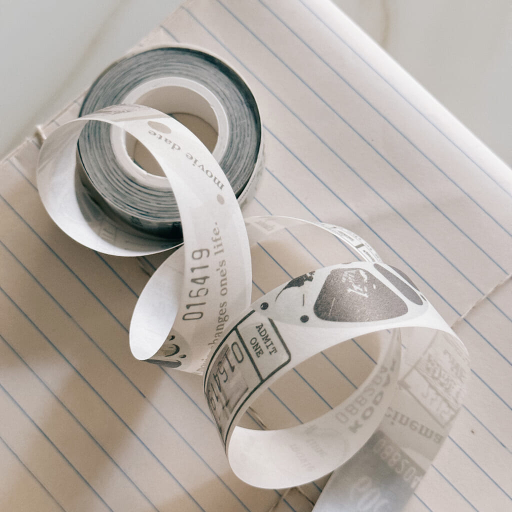 「和紙テープ」 手帳の中身を飾ったり、好きなところに貼ったりできます。