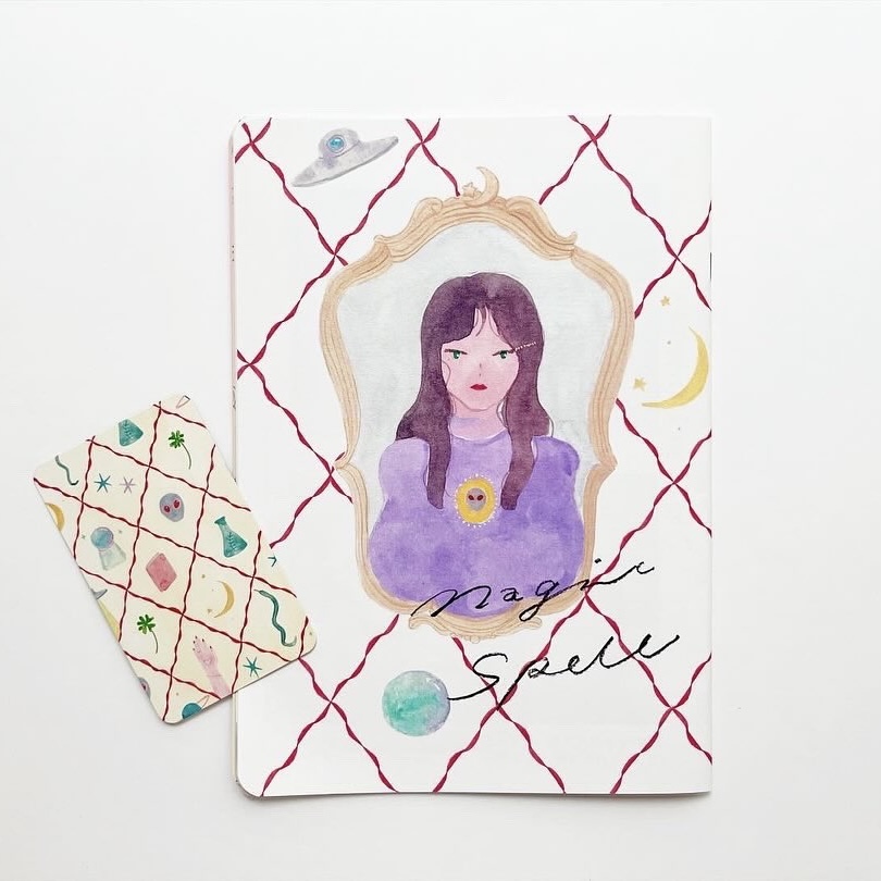 「zine Magic spell」おまじないがテーマのzineです。絵はもちろん読み物としても楽しんで欲しいです。カード付き。