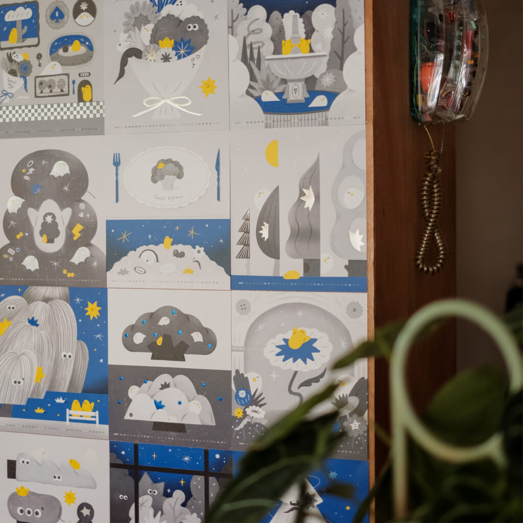 「GooDay 2026 カレンダーポスター」各月ごとに異なる印刷加工を施し、ホットスタンプ（銀）、マット加工、特別色など、さまざまな表現を楽しめます。