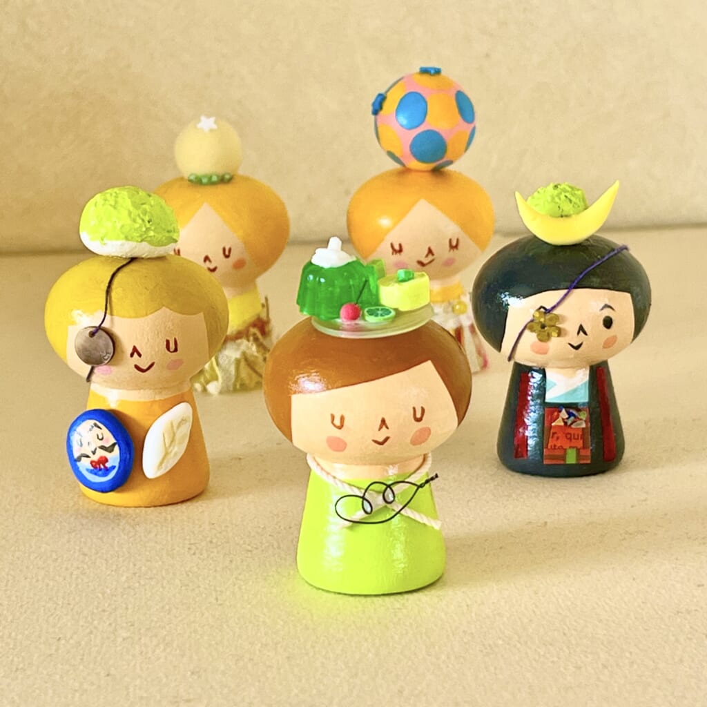 こけしの産地仙台で制作のオリジナル「創作こけしちゃん」。作＝泉友子