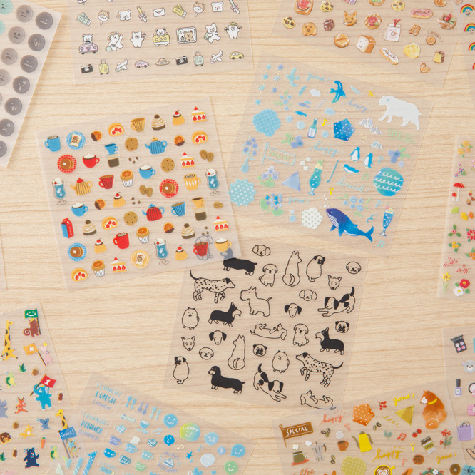 「ミドリ」で人気の『手帳用シール』バイキング。ハーフサイズにカットした30種以上のシールから、好きな柄を8枚選べる紙博会場限定の企画です。