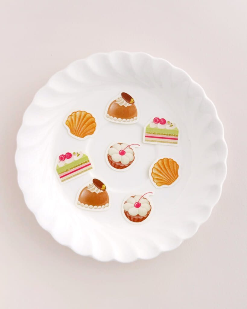 フレークシールビュッフェ、新作メニューをご用意しています。