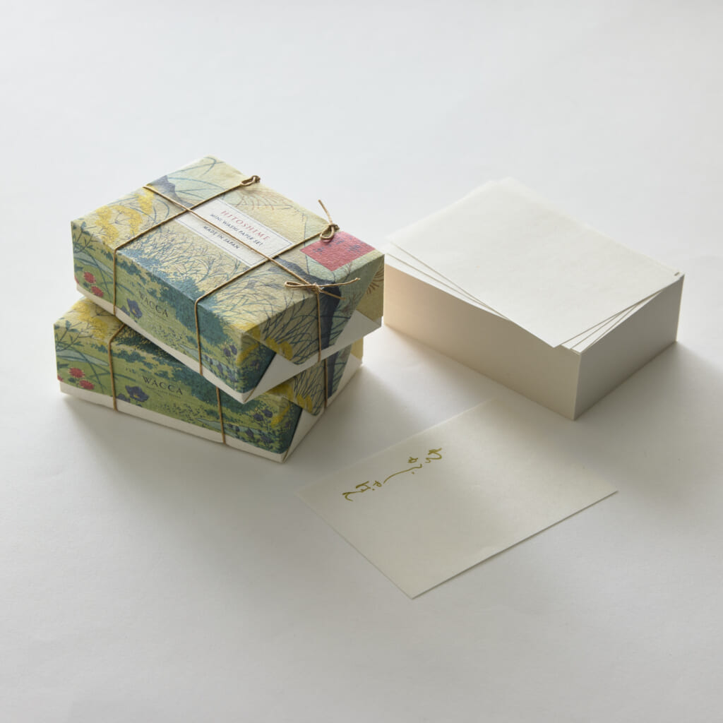 スタンプとも相性がよいにじまない書道用紙400枚入。スタンプ愛好家にじわじわとリピート購入いただいています。