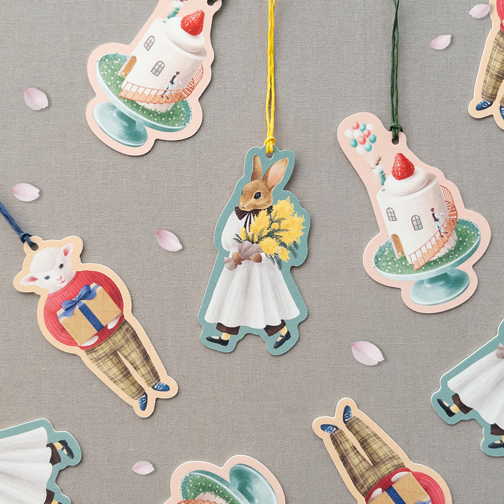 春のギフトにおすすめのギフトタグ。ギフトを届ける動物たちと苺のショートケーキ、やさしい気持ちを添えられる3種類をご用意しました。