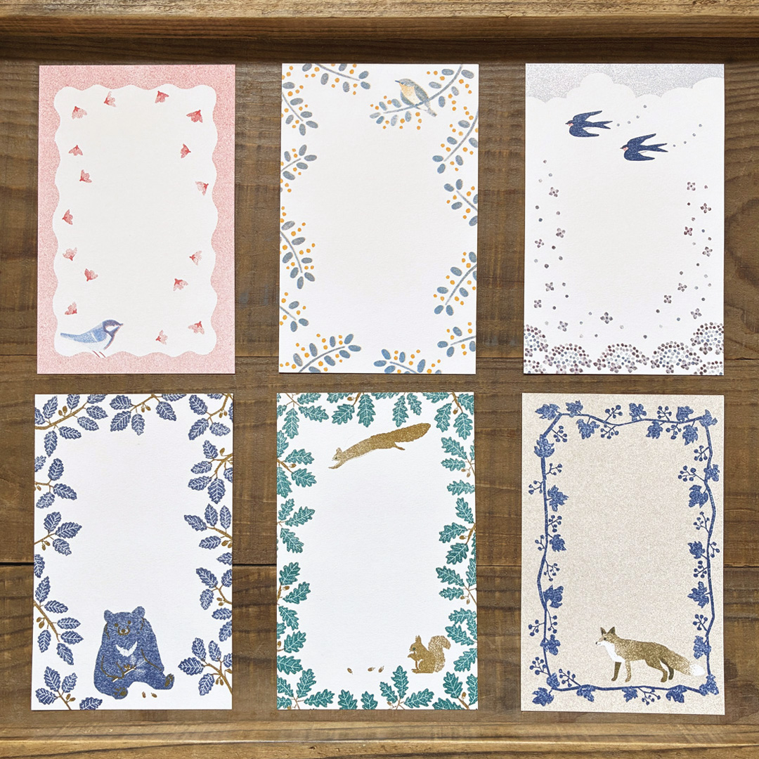 「M6リフィル」リソグラフの両面印刷で作りました。優しい手触りで少し厚みのある用紙です。全部で6種類あります！