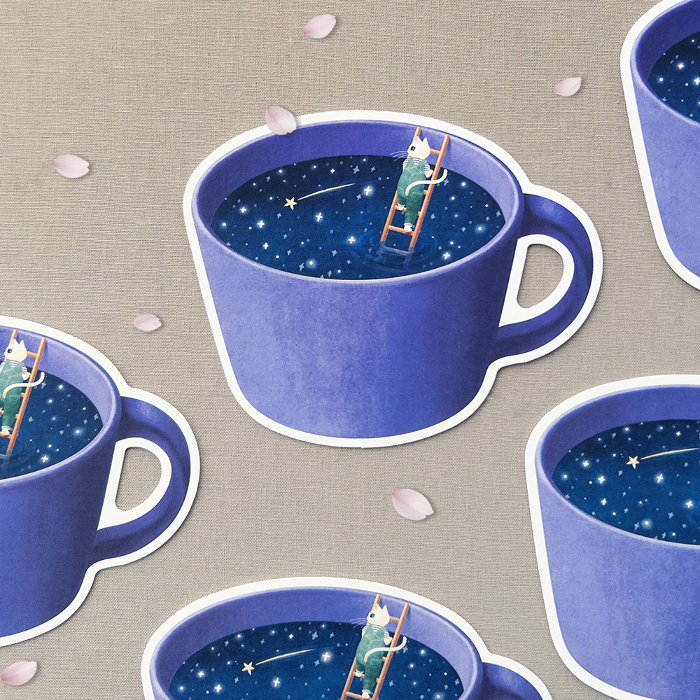 新作・たそがれカップ「星空」。仙台の七夕まつりから着想を得て、星空をテーマに制作しました。カップの中に広がる星を眺めながら、たそがれる時間をお楽しみください。