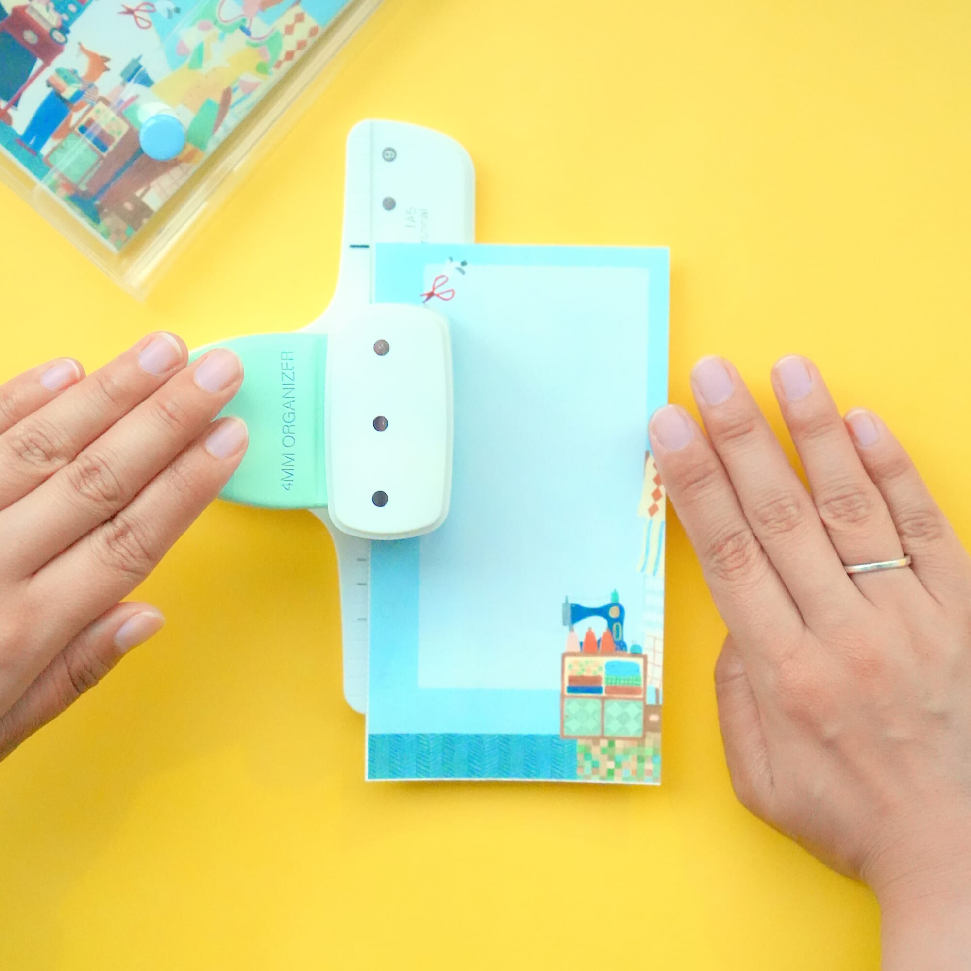 ミニ6リフィル作りコーナー（E）