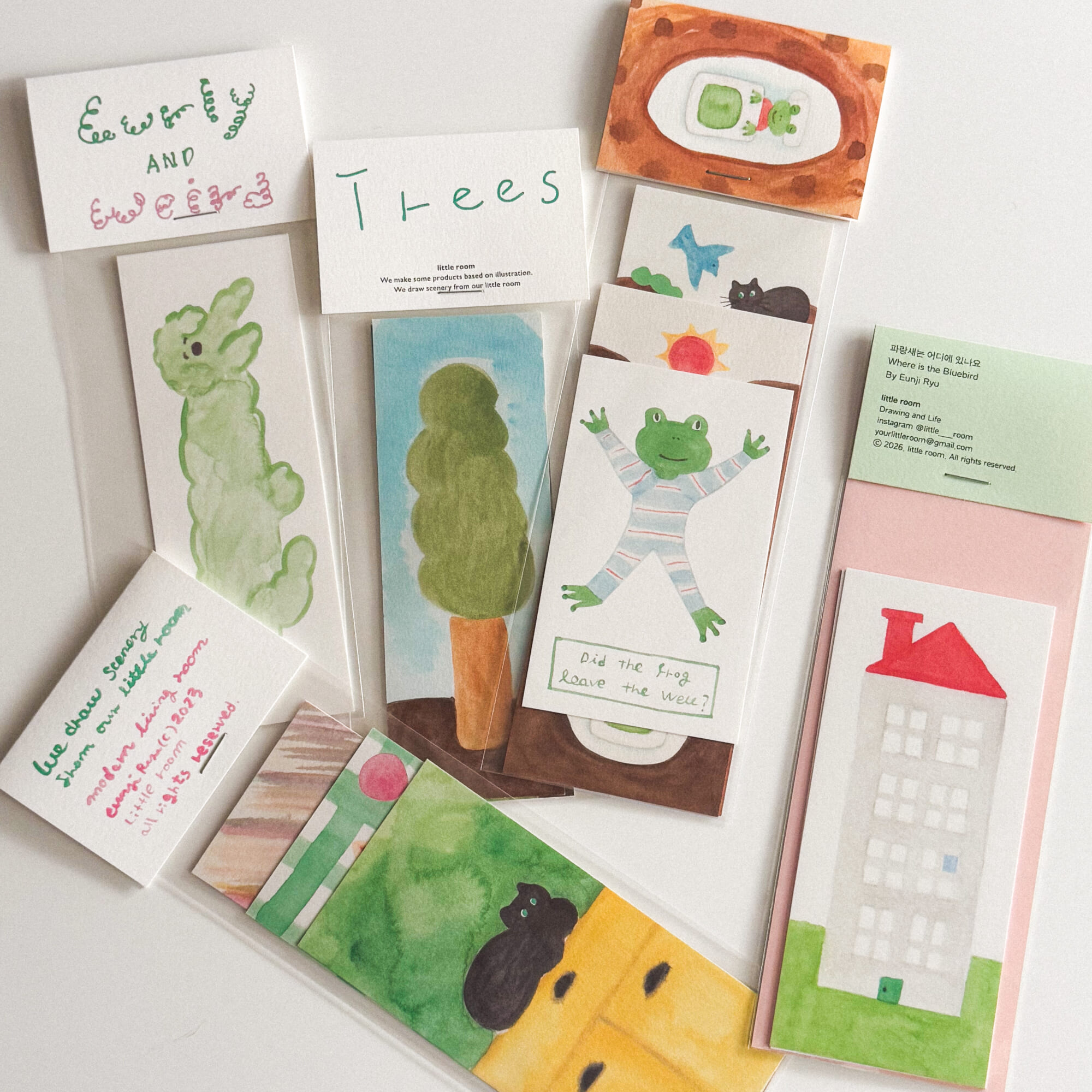 「Bookmark Set」 A lovely little companion to enjoy alongside your books.（本と一緒に楽しめる、愛らしい小さな相棒）