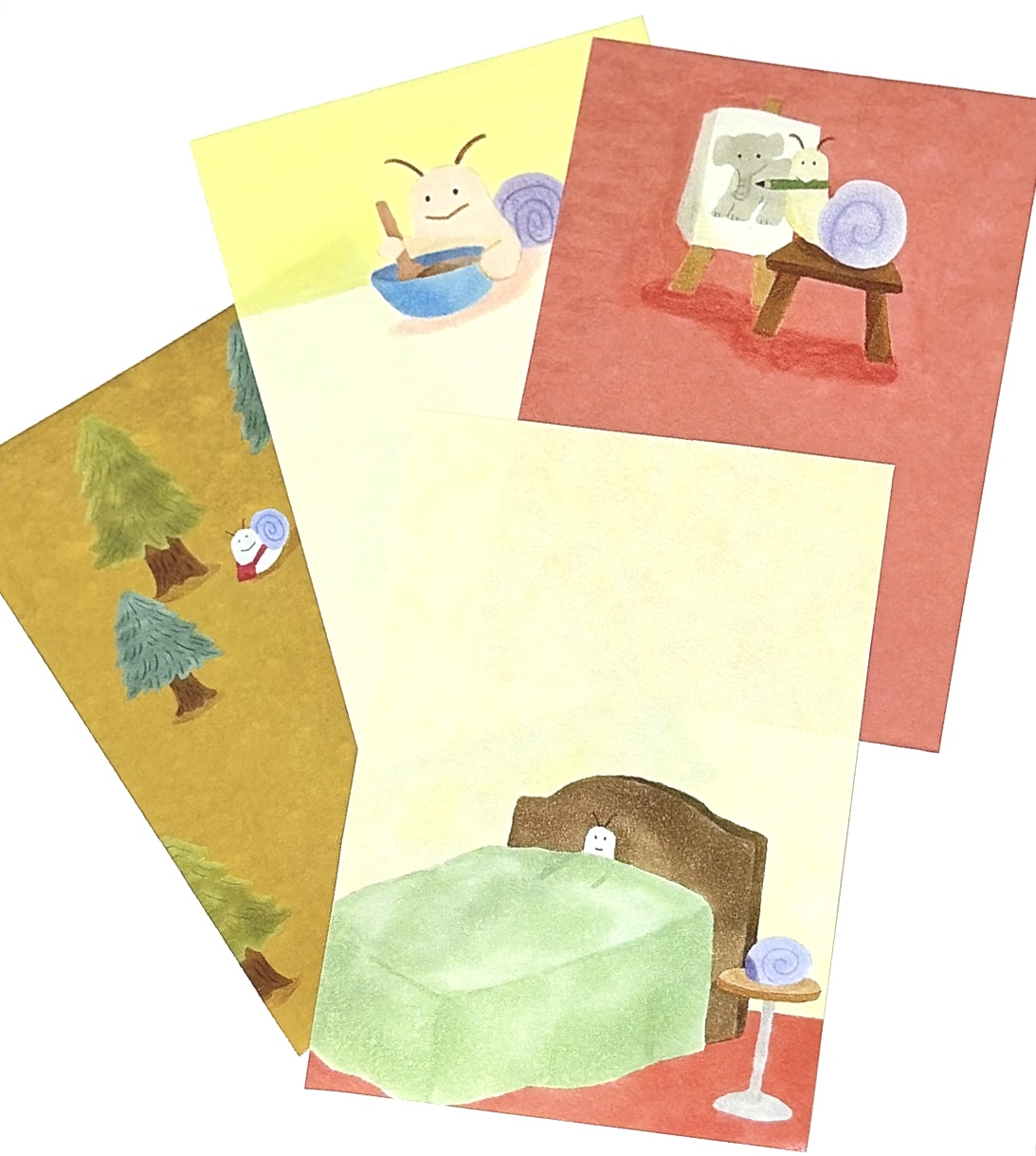 「snail paper」 カタツムリたちのメッセージペーパーです。ちょっとした書き置きなんかにぜひお使いください。各種たっぷり6枚入りです。