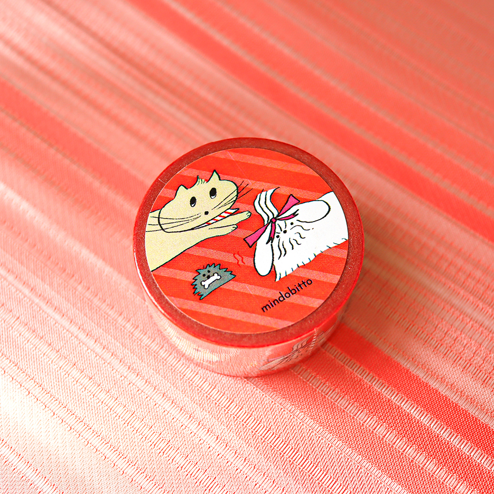 「Cat & Dog Masking Tape」猫も犬も、どちらも大好き！　鮮やかな赤色と、かわいい猫や犬たちが魅力的なマスキングテープです。