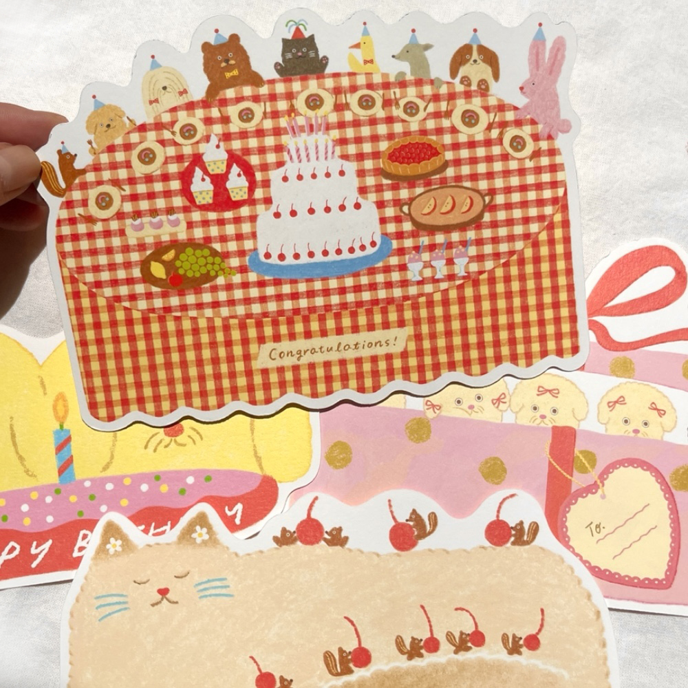「Shaped postcard」特別な日を、もっと特別にしてくれる形付きのポストカードです。