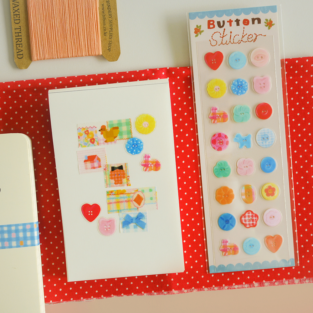 「Button sticker」かわいいボタン型ステッカー